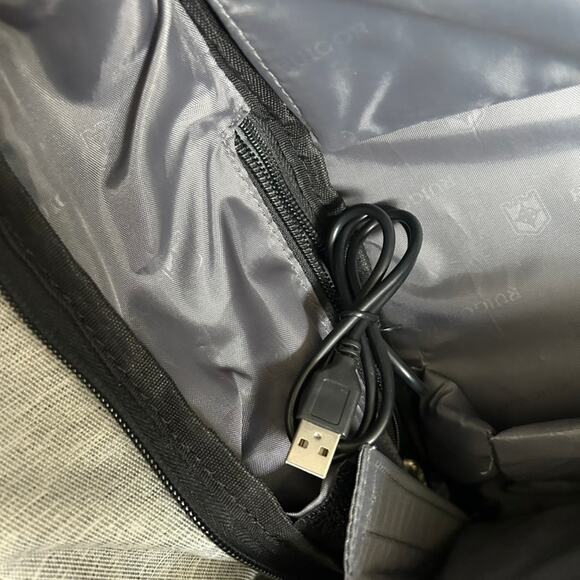NWOT Ruigor Link 39 Anti-Theft Smart Laptop Backpack USB TSA Ready Grey / Black - Picture 12 of 14